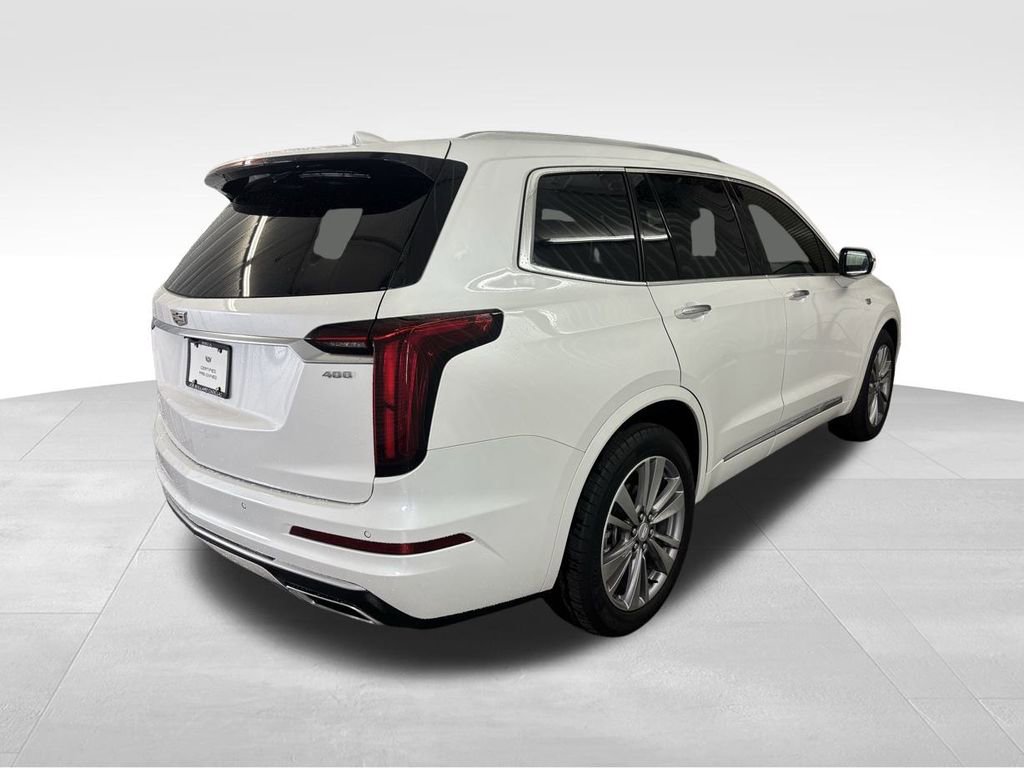 Certified 2025 Cadillac XT6 Premium Luxury image 3