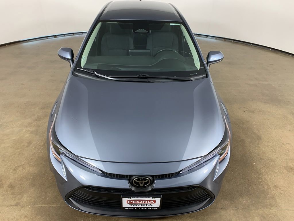 Used 2024 Toyota Corolla LE FWD image 4