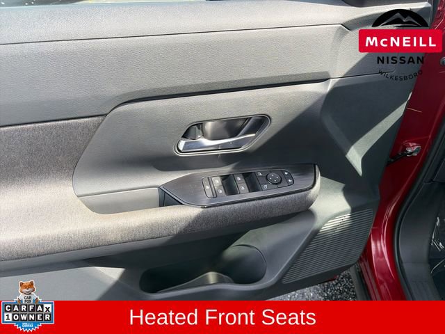 Used 2025 Nissan Kicks SV w/ SV Premium Package FWD image 18