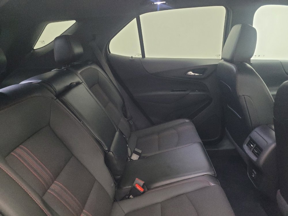 Used 2023 Chevrolet Equinox RS AWD/4WD image 19