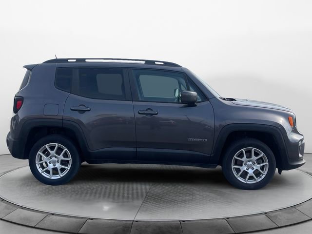 Used 2019 Jeep Renegade Latitude w/ Cold Weather Group image 6