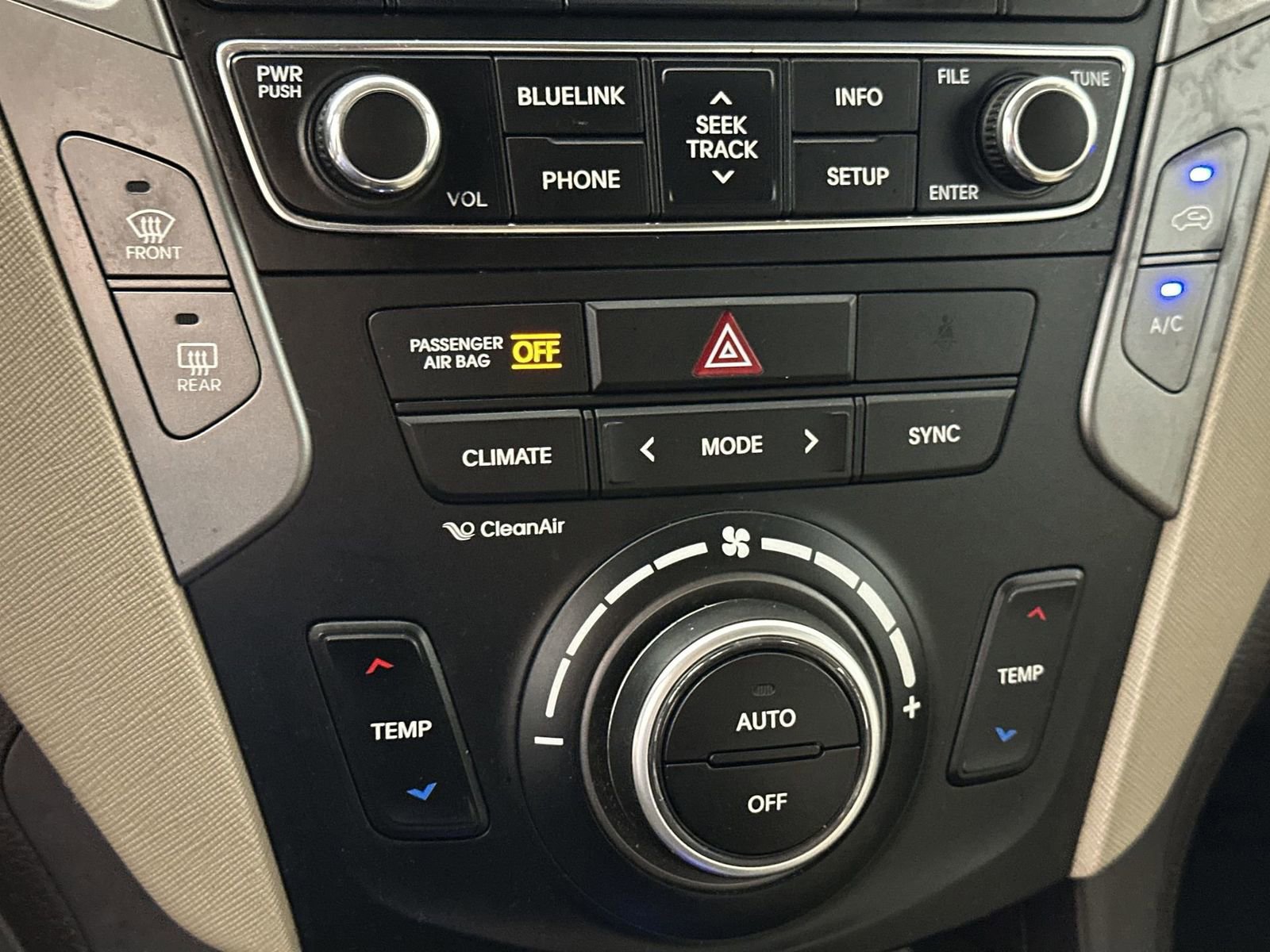 Used 2017 Hyundai Santa Fe Sport w/ 2.4L Tech Package 04 image 23