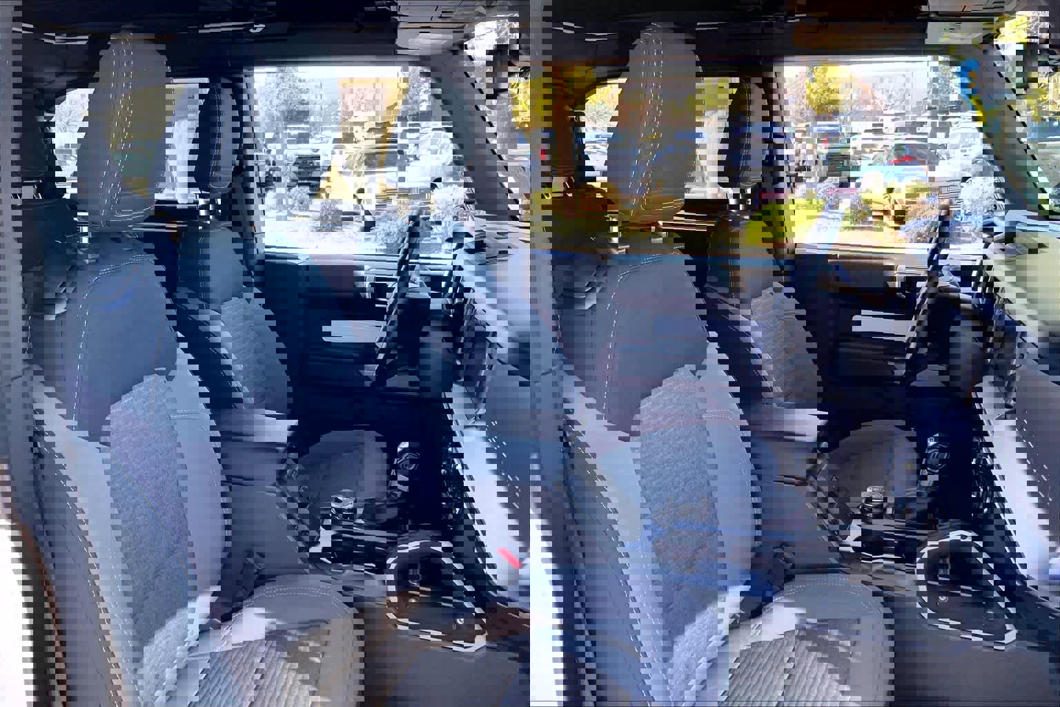 Used 2023 Ford Bronco Outer Banks image 8