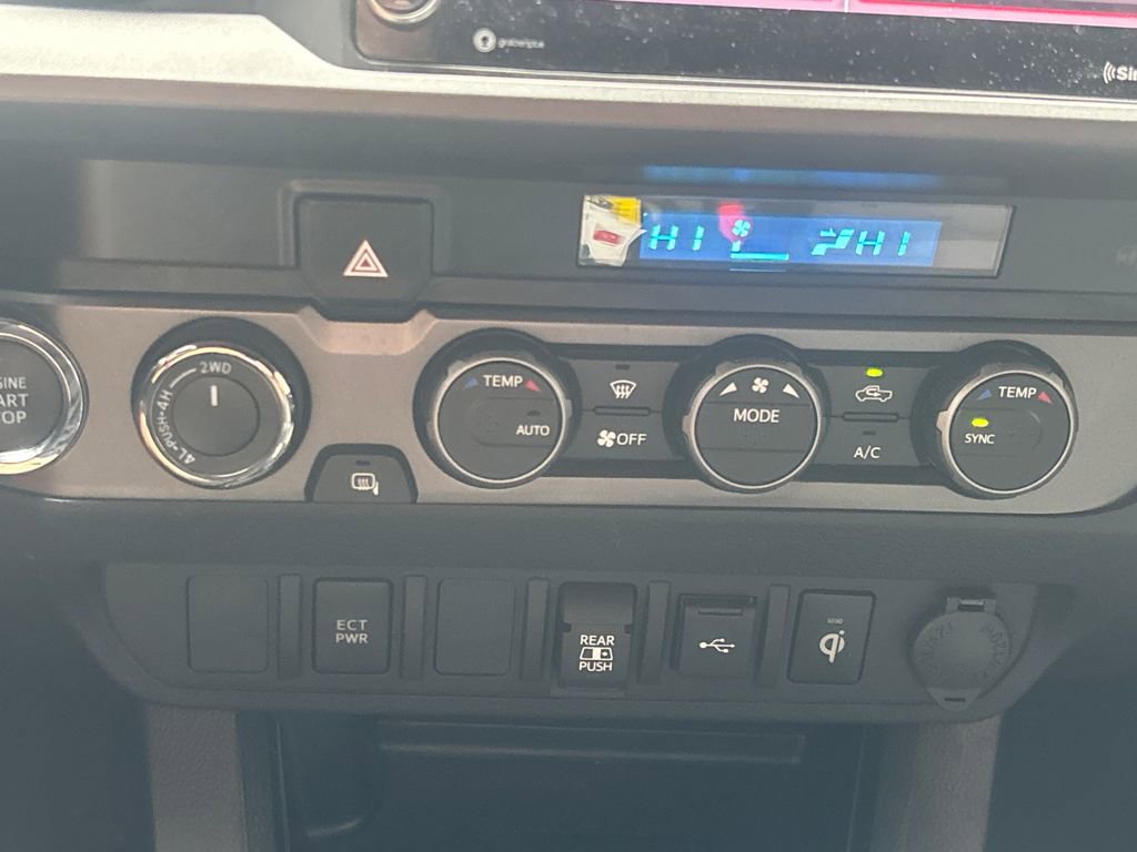 Used 2021 Toyota Tacoma TRD Off-Road AWD/4WD image 14
