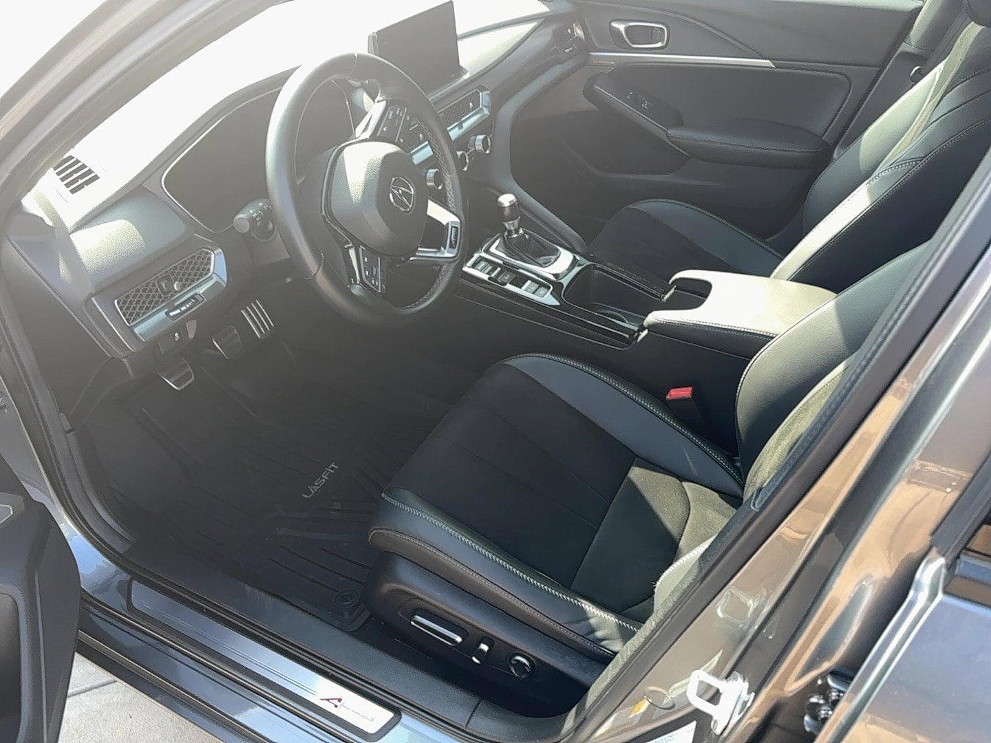 Used 2024 Acura Integra A-Spec image 12