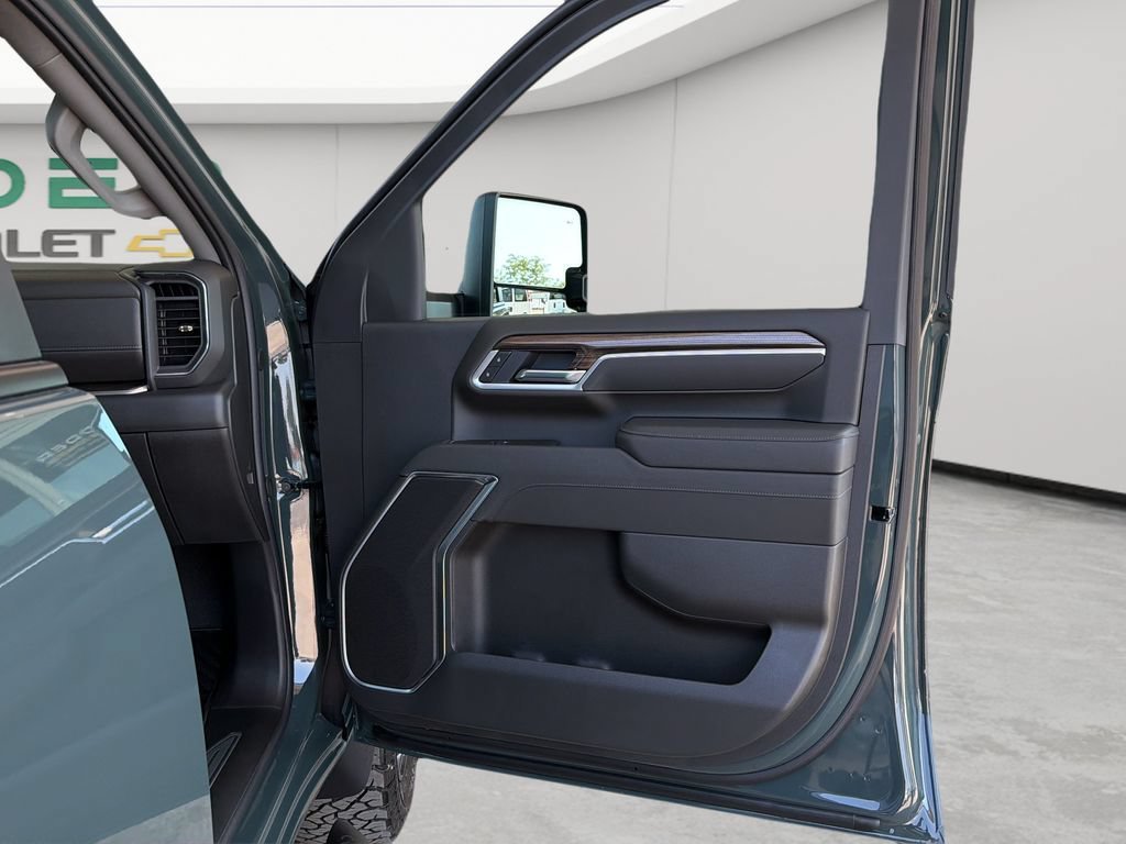 New 2026 Chevrolet Silverado 3500 LT w/ Trail Boss Package AWD/4WD image 45