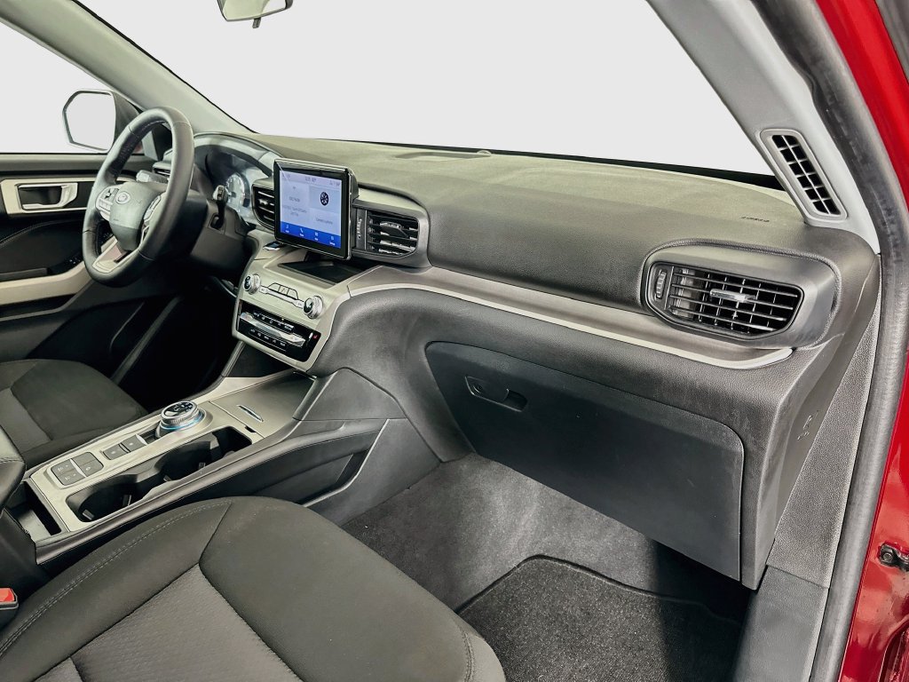 Used 2022 Ford Explorer XLT RWD image 28