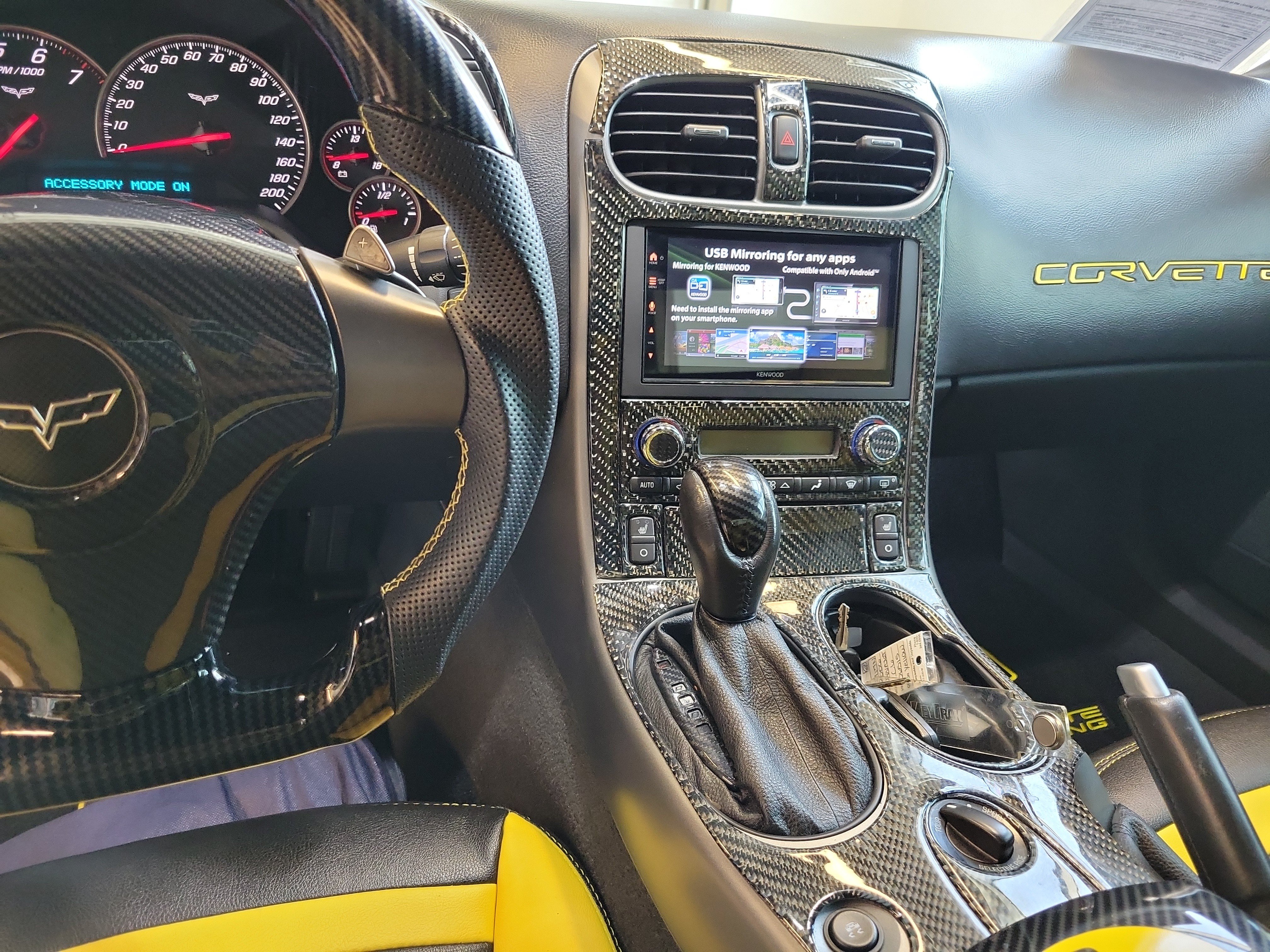 Used 2006 Chevrolet Corvette Convertible w/ Preferred Equipment Group RWD image 24