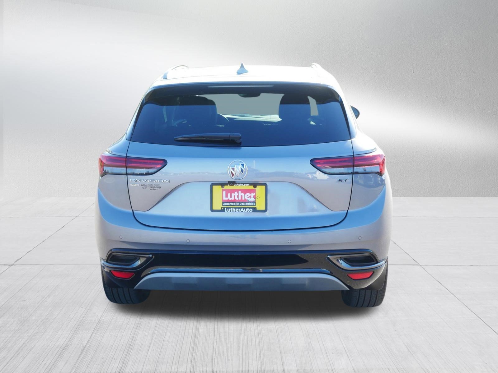 Used 2022 Buick Envision Essence w/ Technology Package I AWD/4WD image 6