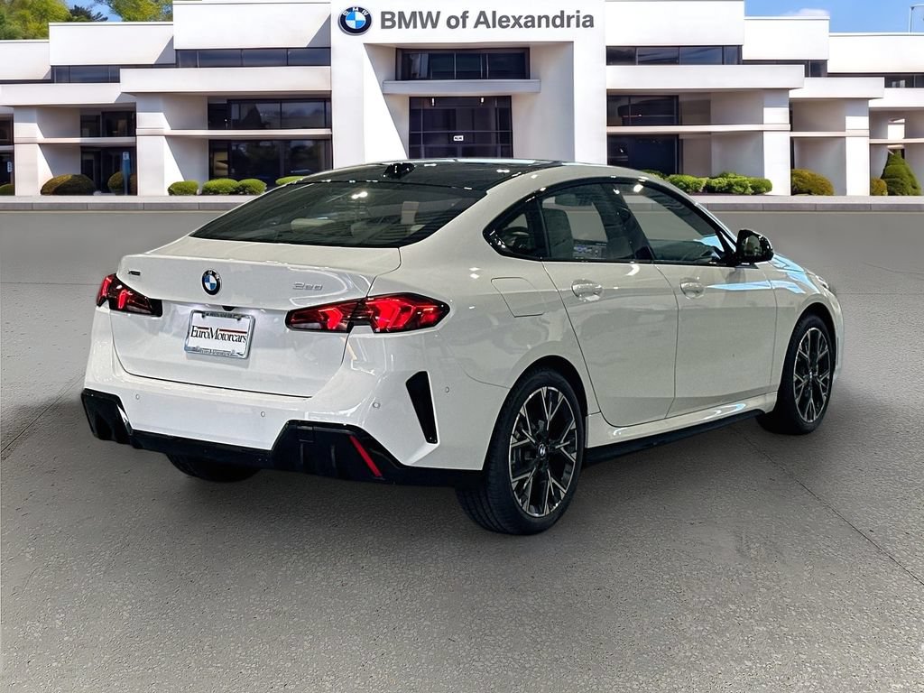 Used 2026 BMW 228i xDrive w/ Technology Package AWD/4WD image 5