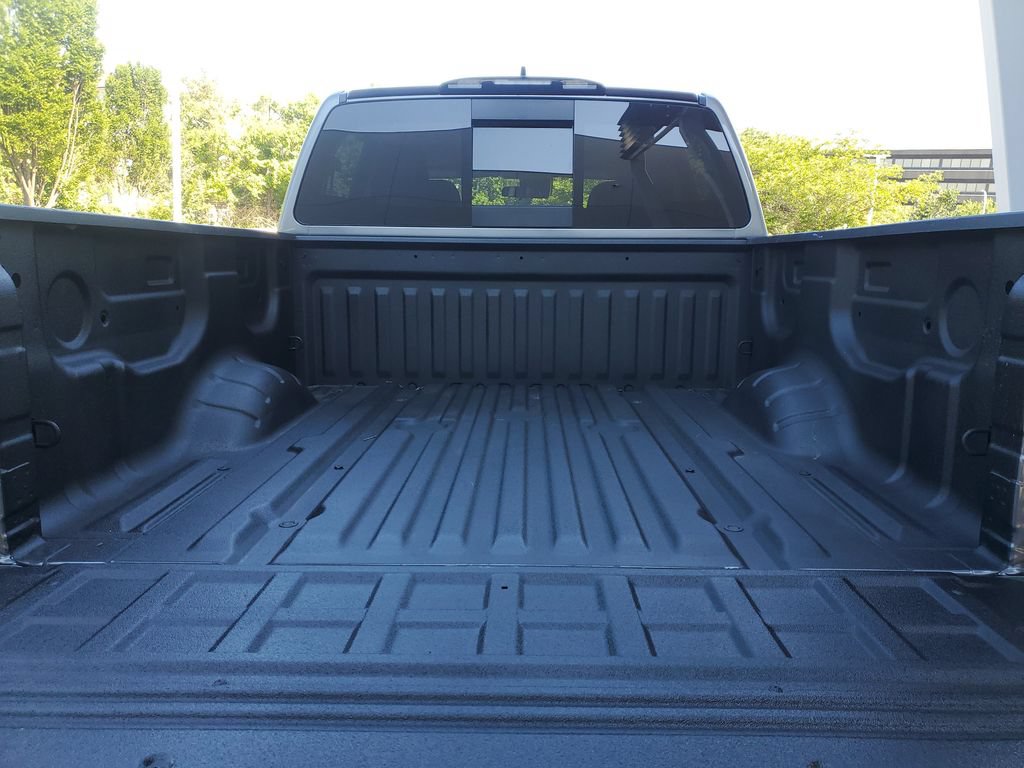 Certified 2024 Nissan Titan SV AWD/4WD image 9