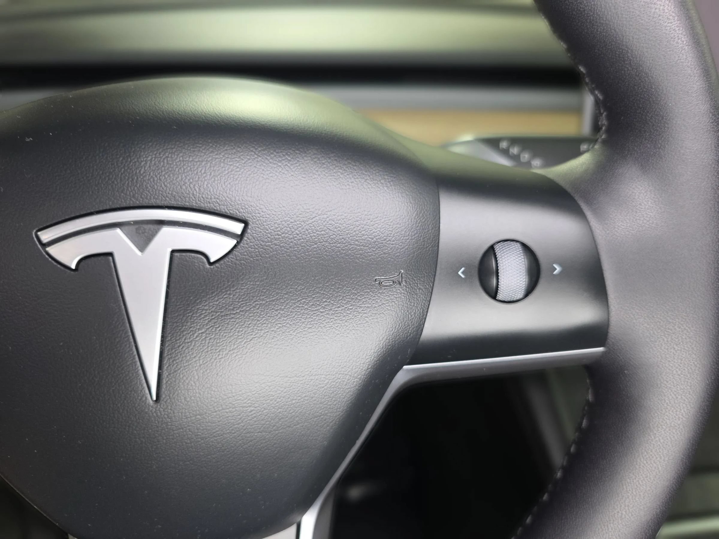 Used 2023 Tesla Model Y Long Range AWD/4WD image 28