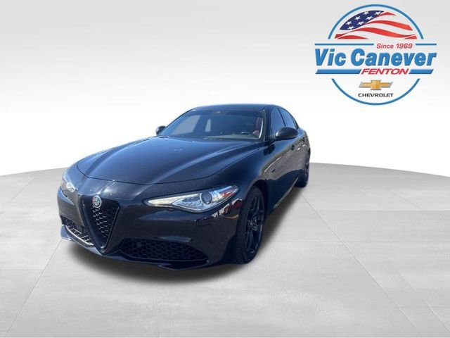 Used 2021 Alfa Romeo Giulia Sprint w/ Nero Edizione AWD/4WD image 1
