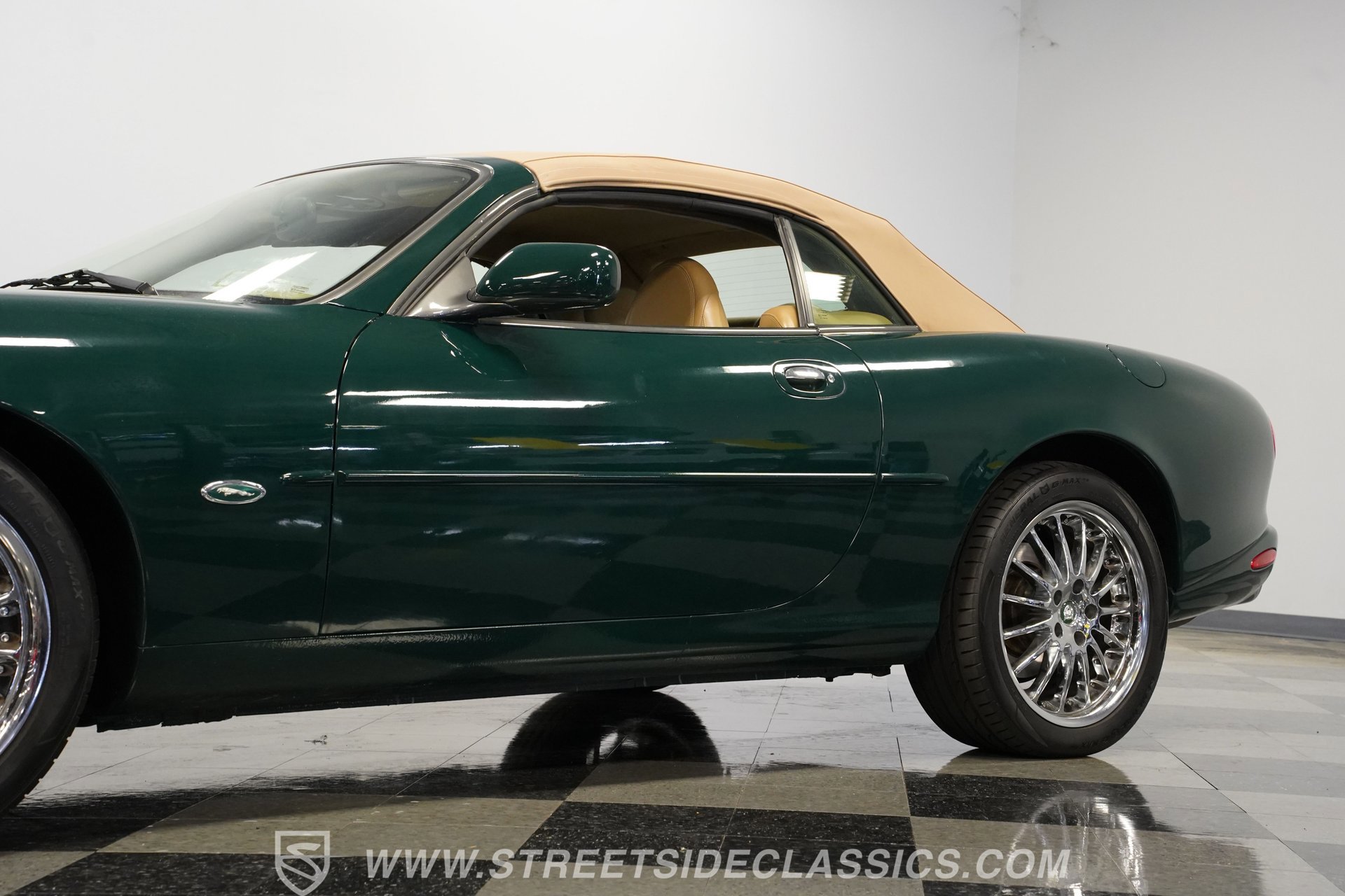 Used 1997 Jaguar XK8 Convertible RWD image 23