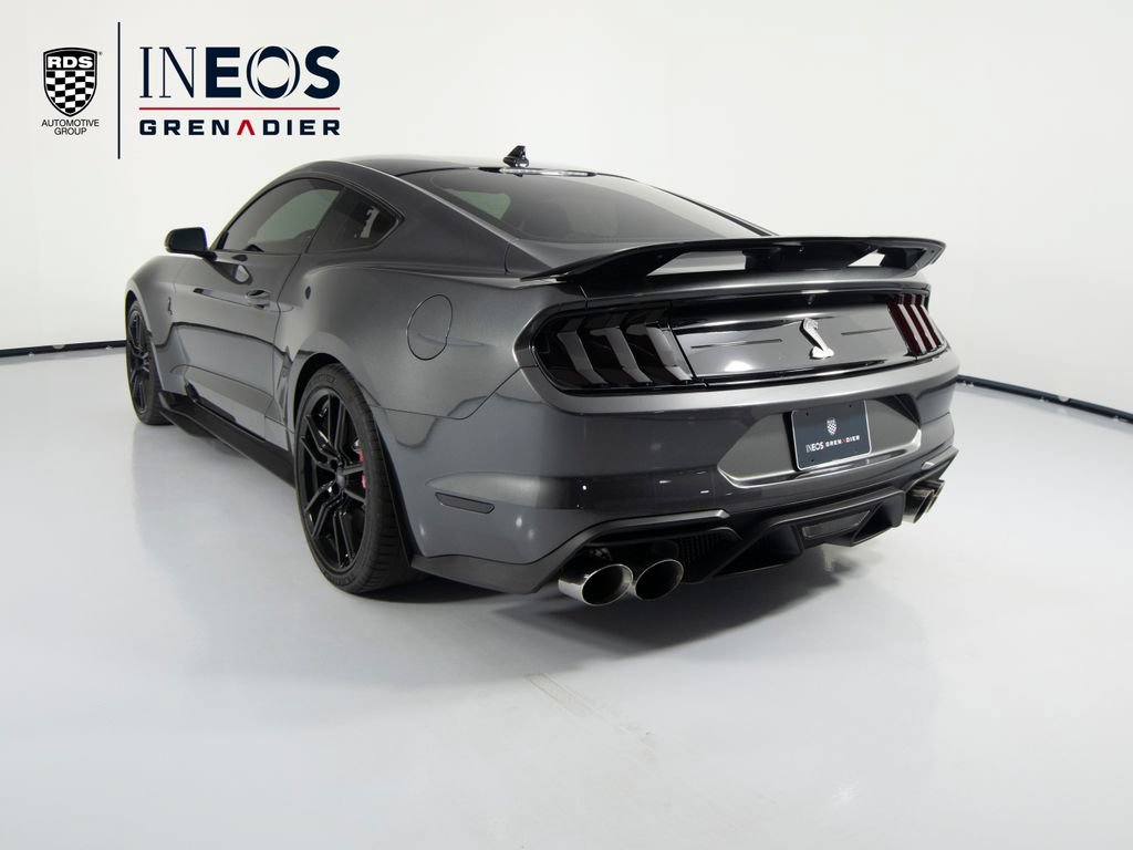 Used 2020 Ford Mustang Shelby GT500 w/ Technology Package RWD image 7