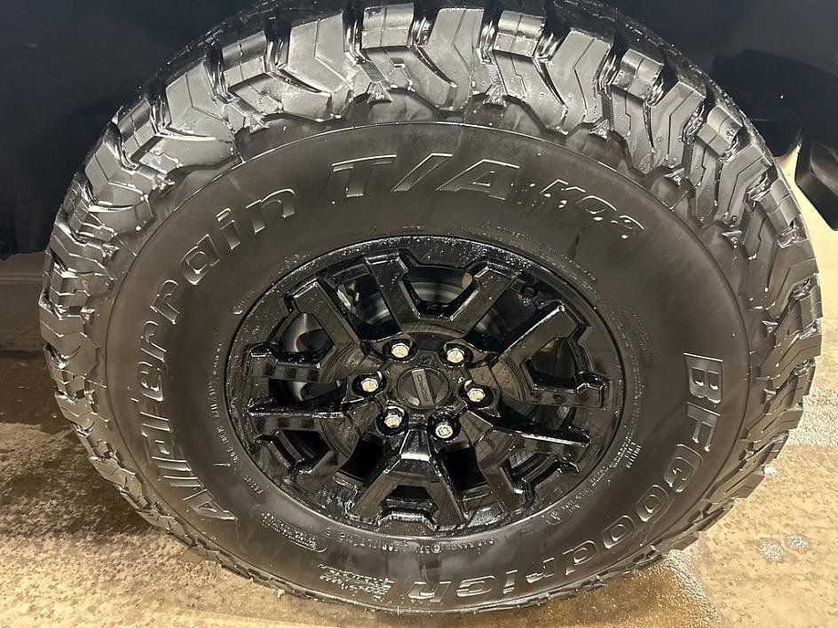 Used 2023 Ford Bronco Raptor image 26