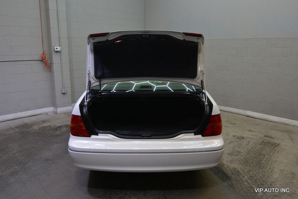 Used 2001 Lexus LS 430 RWD image 43