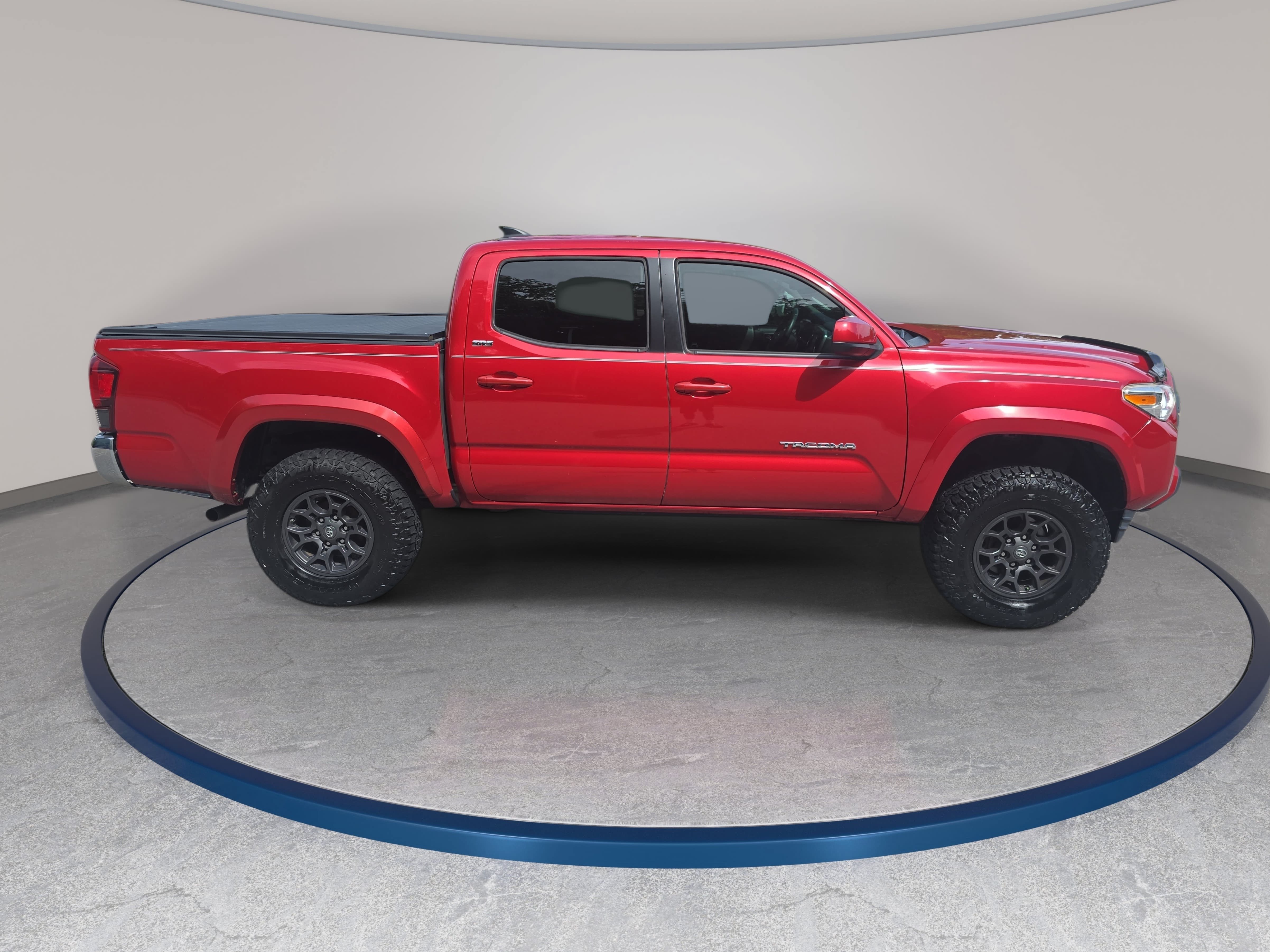 Used 2019 Toyota Tacoma SR5 RWD image 4