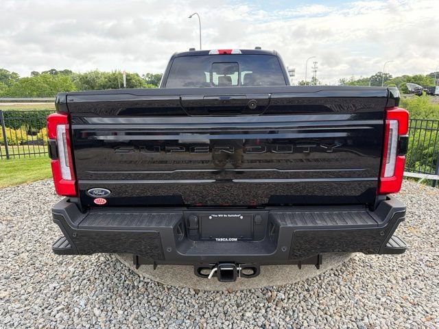 New 2026 Ford F450 Platinum w/ FX4 Off-Road Package AWD/4WD image 4
