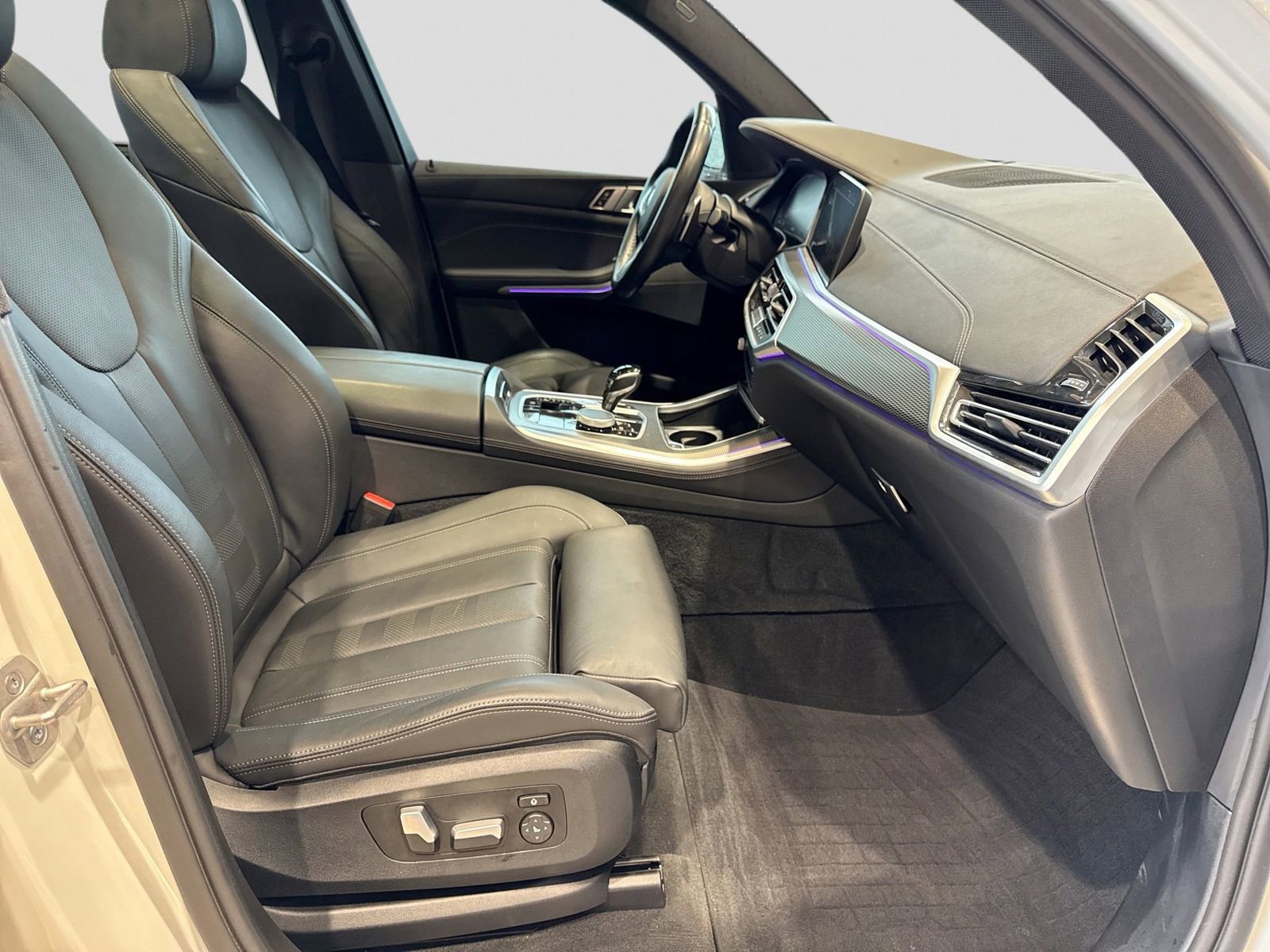 Used 2021 BMW X5 xDrive40i image 7