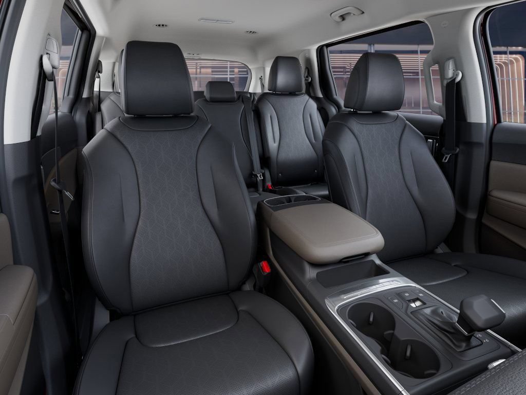 New 2026 Kia Carnival FWD image 16