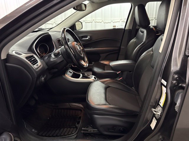Used 2021 Jeep Compass Latitude w/ Convenience Group FWD image 28
