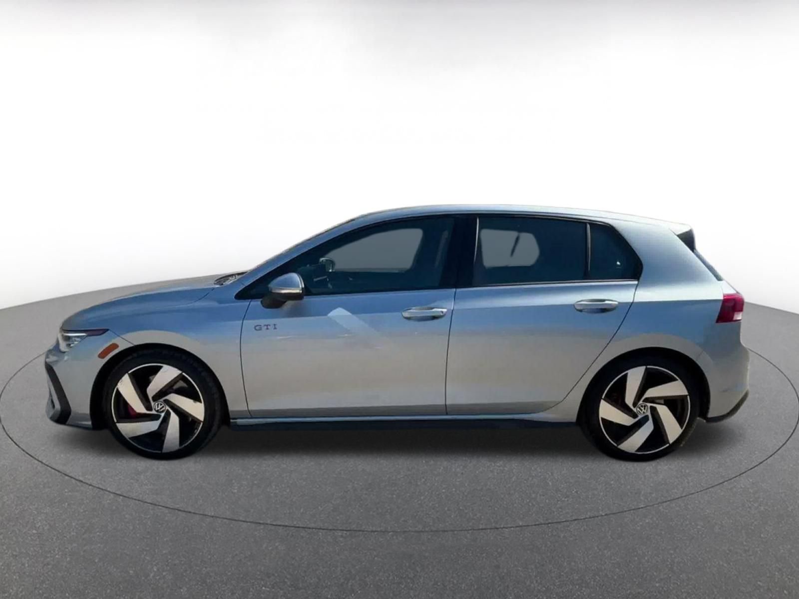 Used 2026 Volkswagen Golf S FWD image 8