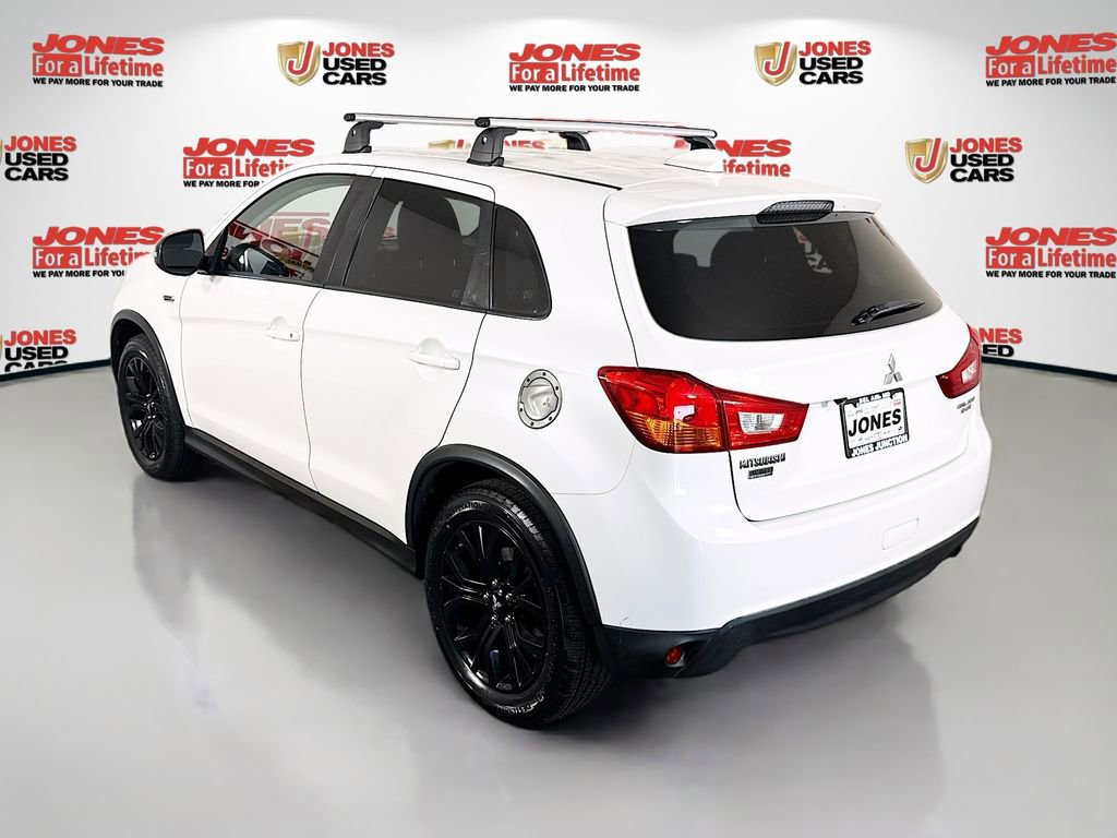 Used 2017 Mitsubishi Outlander Sport ES AWD/4WD image 2