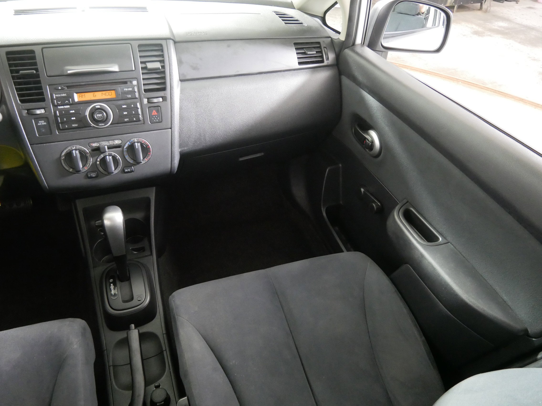 Used 2009 Nissan Versa 1.8 S w/ ABS Pkg image 11