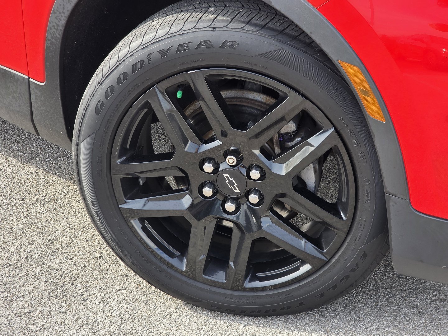 Used 2019 Chevrolet Blazer LT w/ Sun and Wheels Package AWD/4WD image 9
