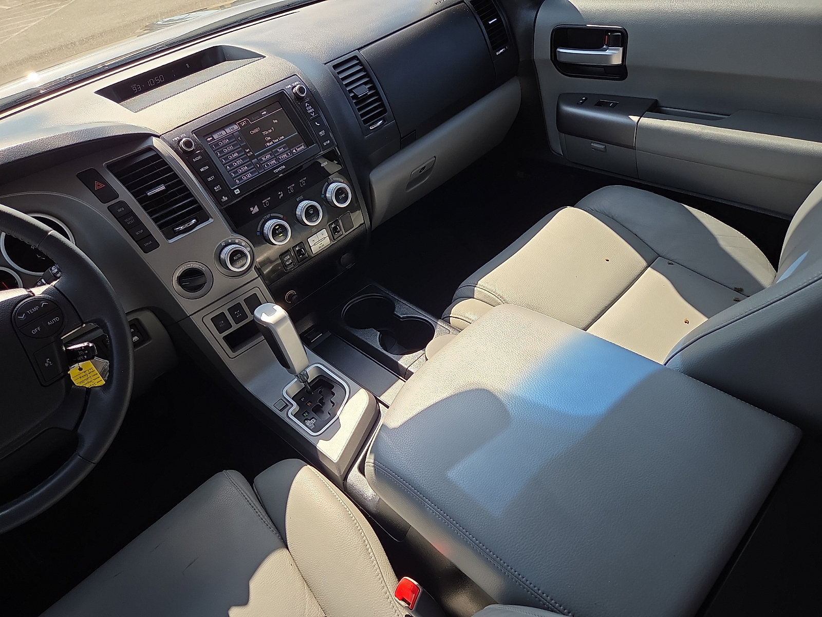 Used 2013 Toyota Sequoia Limited AWD/4WD image 14