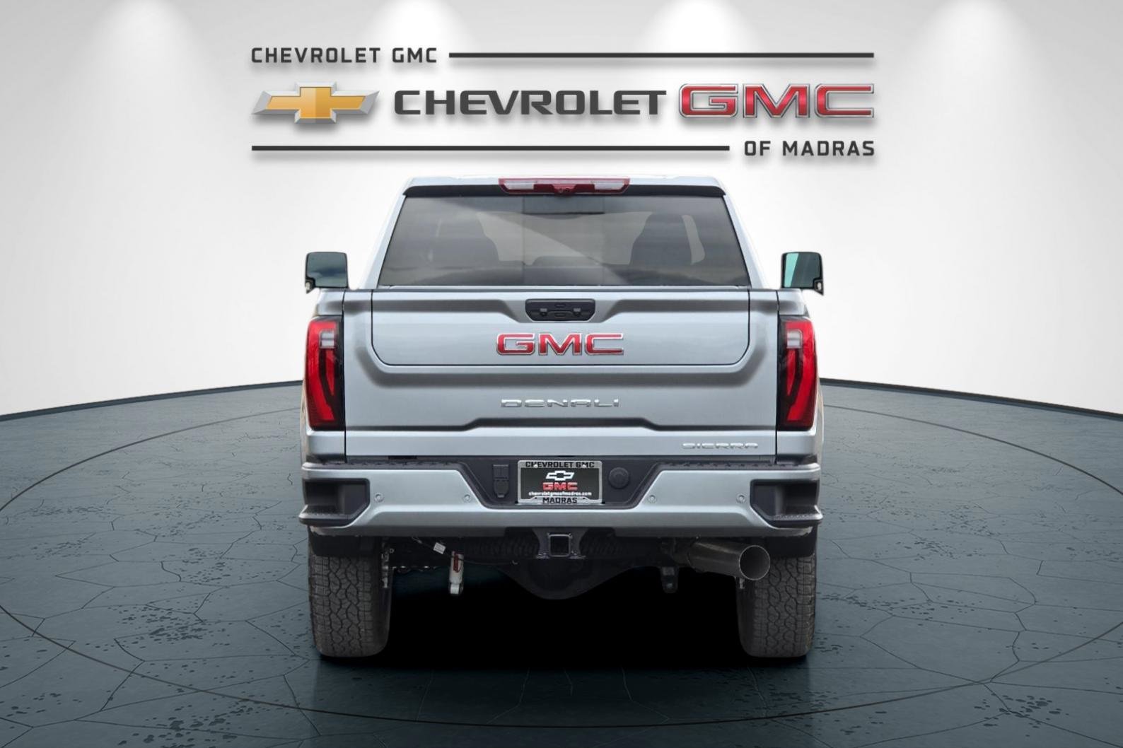 New 2026 GMC Sierra 2500 Denali w/ Denali Reserve Package image 4