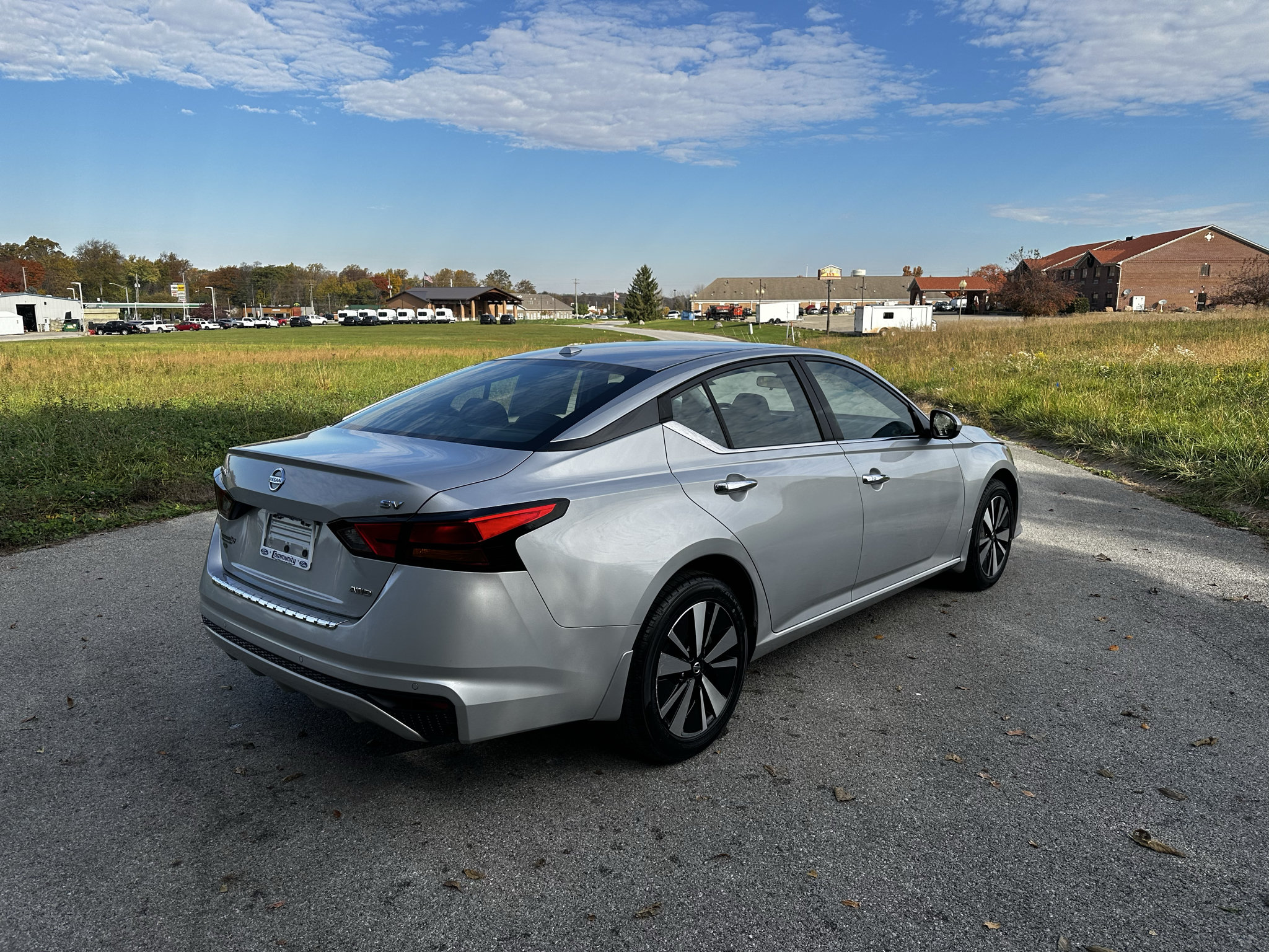 Used 2021 Nissan Altima 2.5 SV AWD/4WD image 8