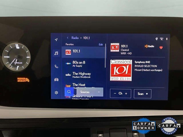 Used 2023 Lexus ES 300h w/ Premium Package image 43