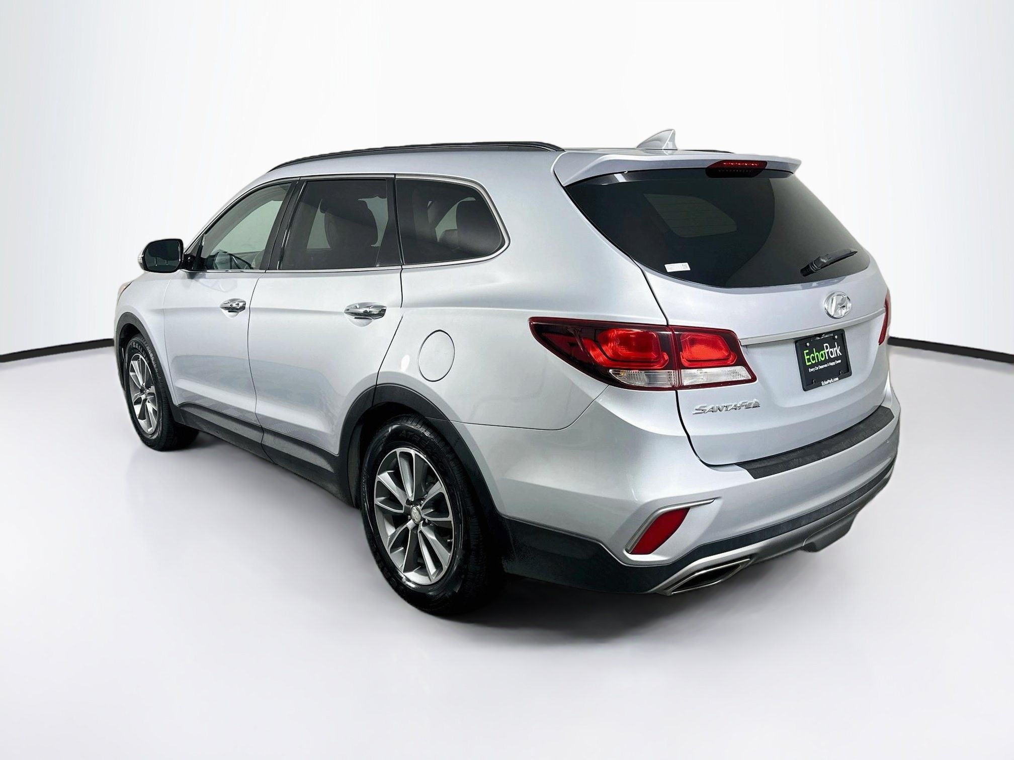 Used 2017 Hyundai Santa Fe SE w/ SE Premium Package 02 FWD image 5