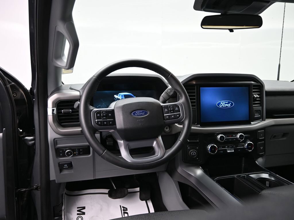 Used 2025 Ford F150 XLT w/ Equipment Group 301A Standard image 11