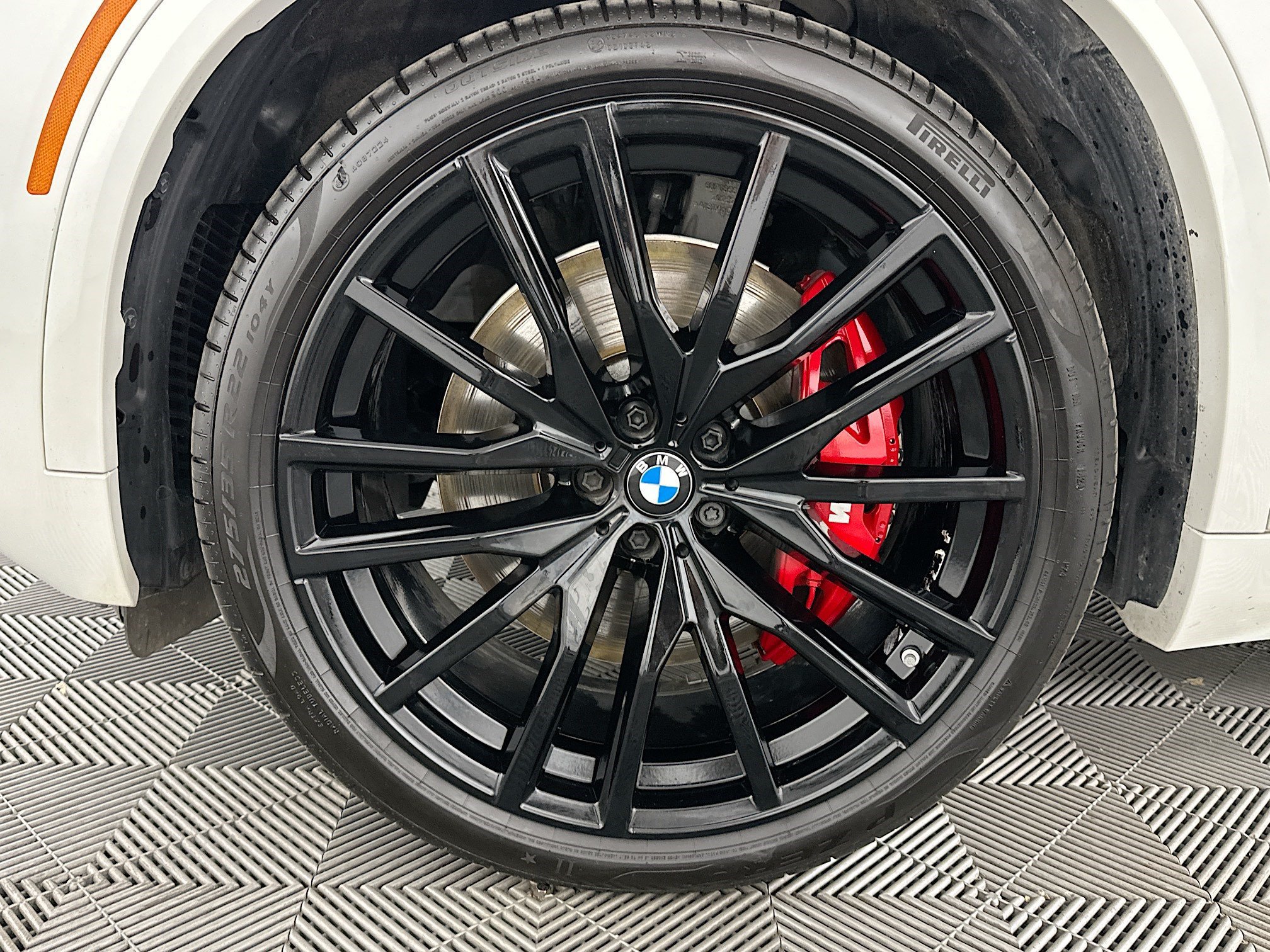 Used 2025 BMW X5 M60i AWD/4WD image 36