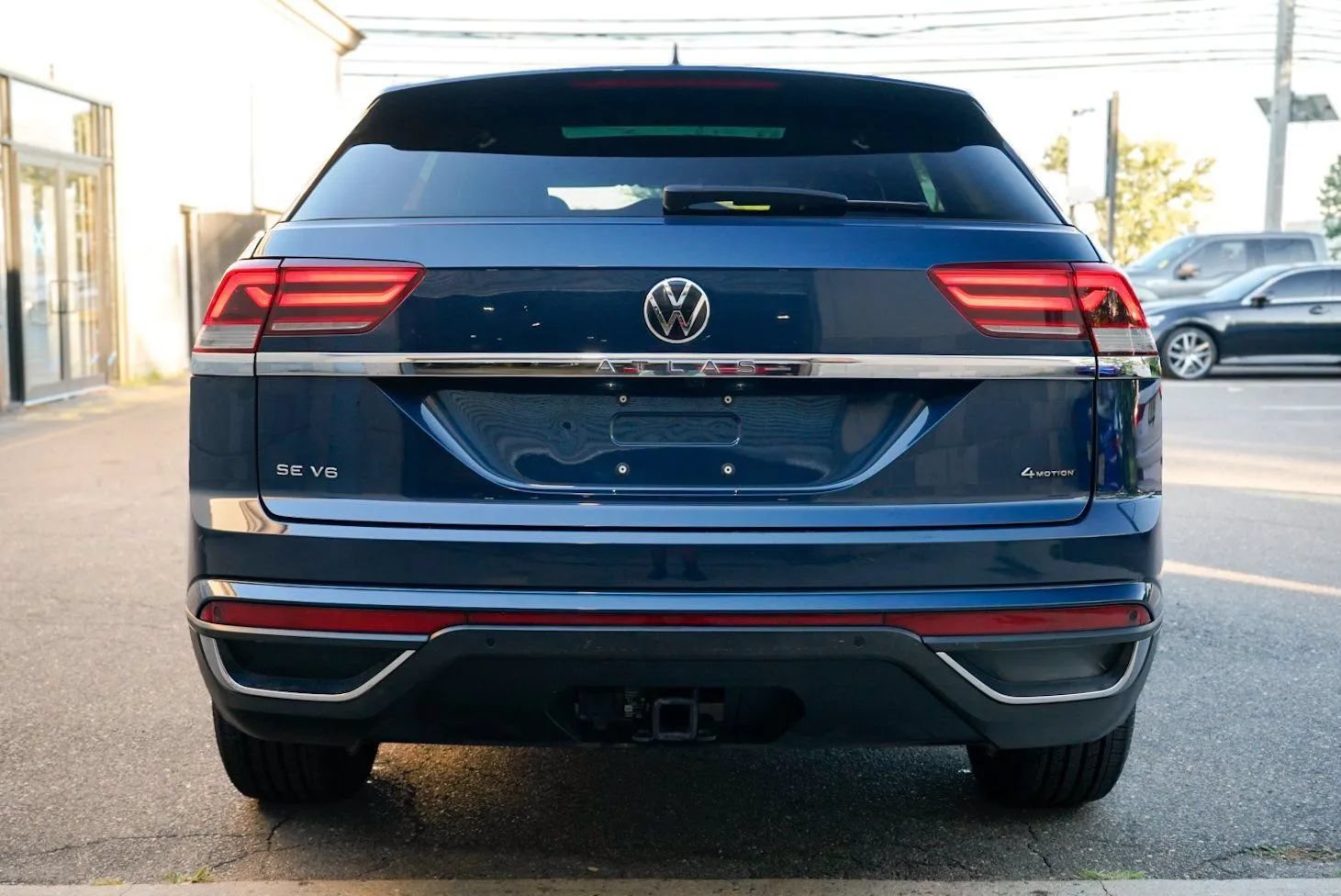 Used 2023 Volkswagen Atlas Cross Sport SE w/ Panoramic Sunroof Package AWD/4WD image 6