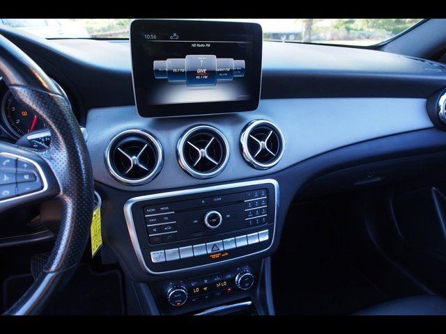 Used 2019 Mercedes-Benz GLA 250 4MATIC image 27