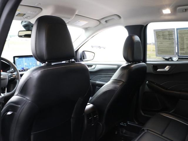 Used 2024 Ford Escape Platinum image 14