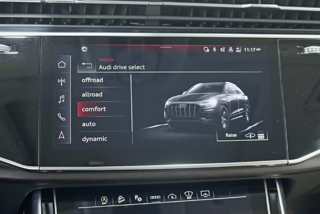 Used 2023 Audi Q8 Prestige AWD/4WD image 22