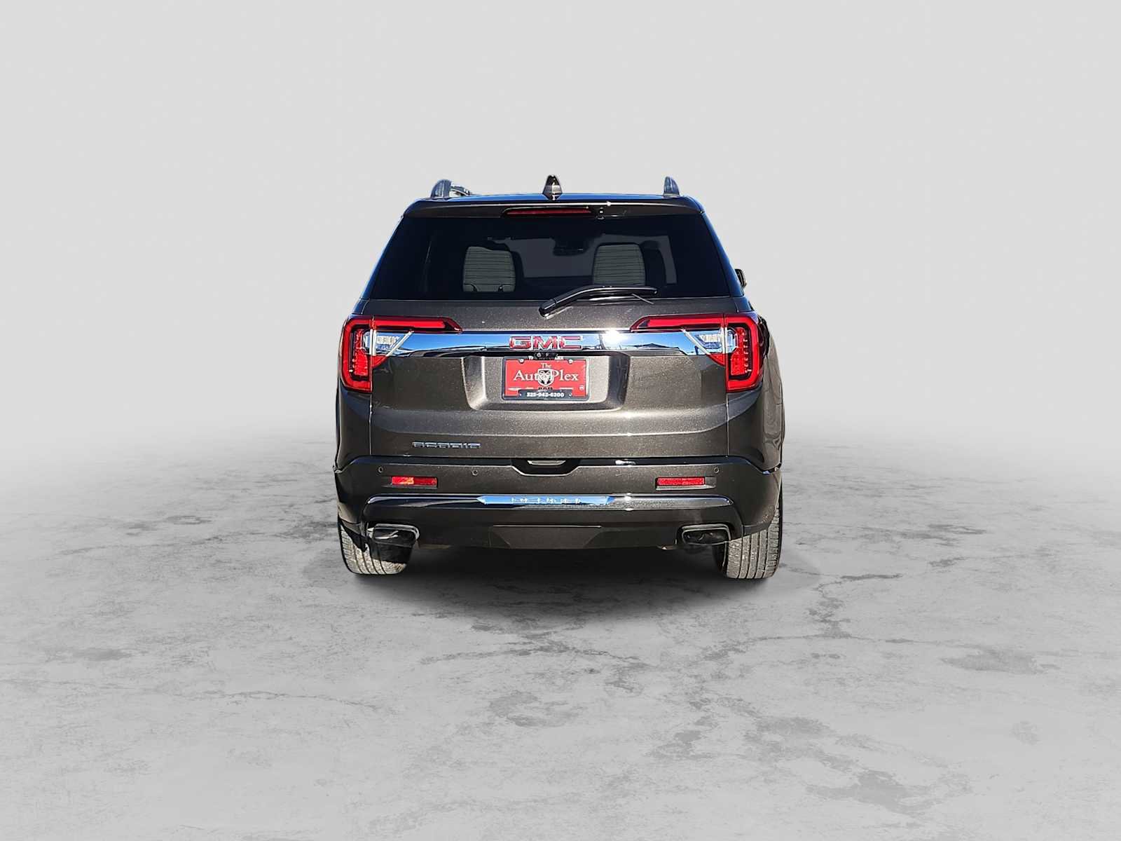 Used 2020 GMC Acadia Denali image 7