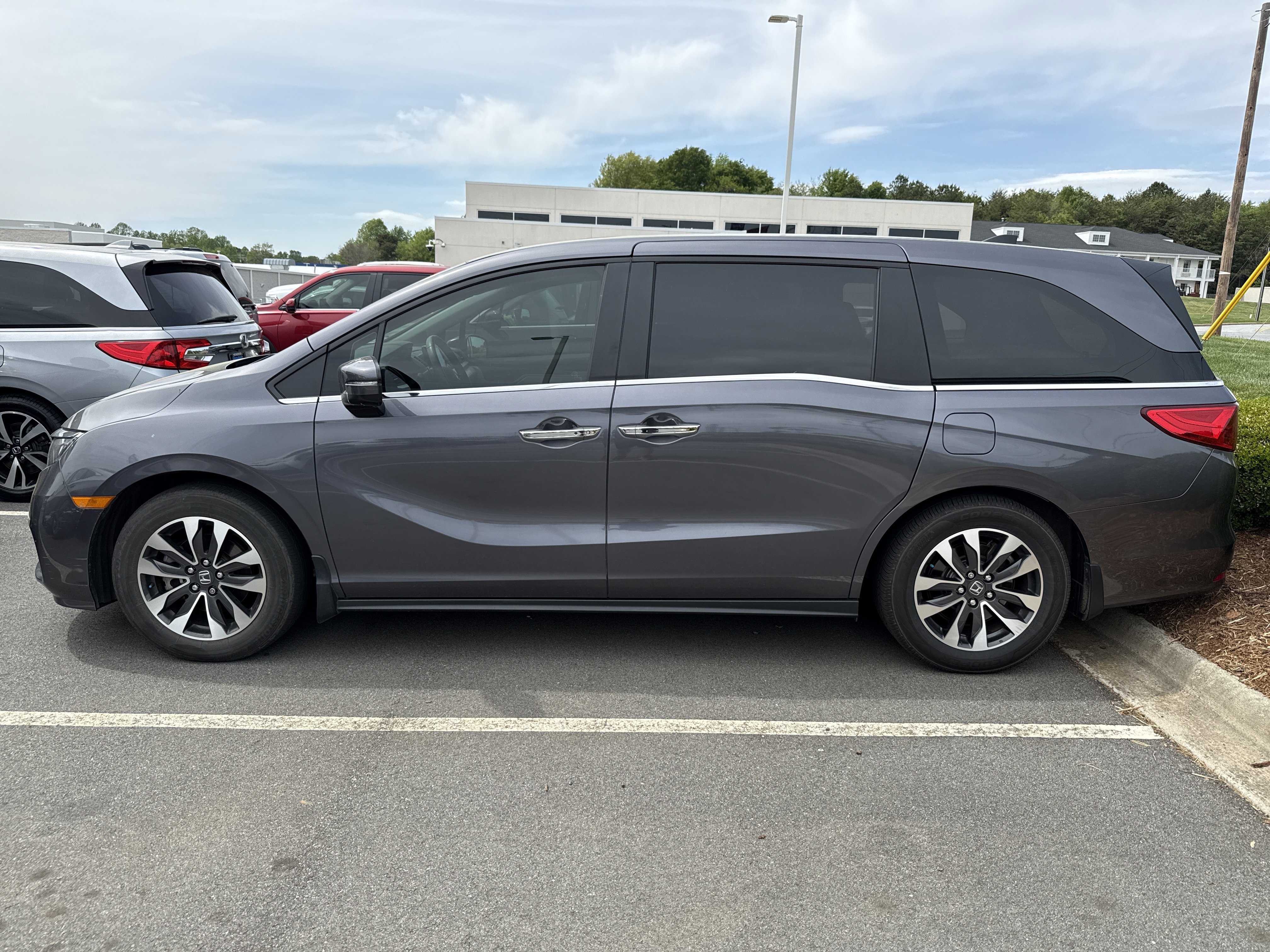 Used 2024 Honda Odyssey EX-L image 7