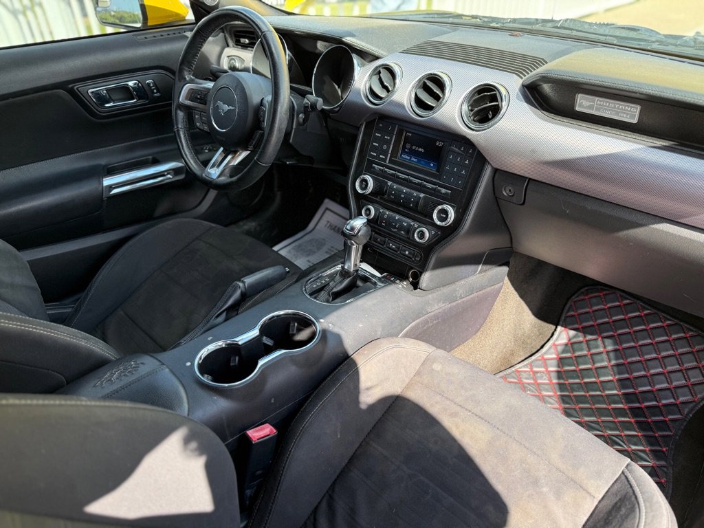 Used 2016 Ford Mustang Coupe image 13