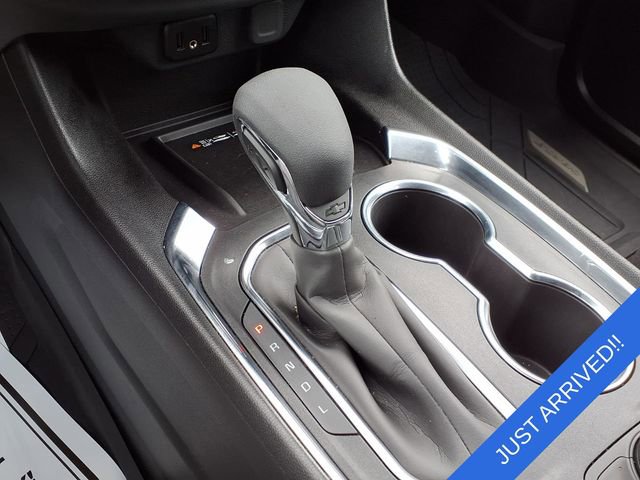 Used 2023 Chevrolet Traverse LT FWD image 9