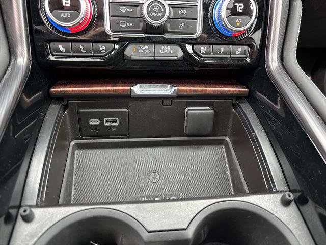 Used 2023 GMC Yukon Denali Ultimate image 34
