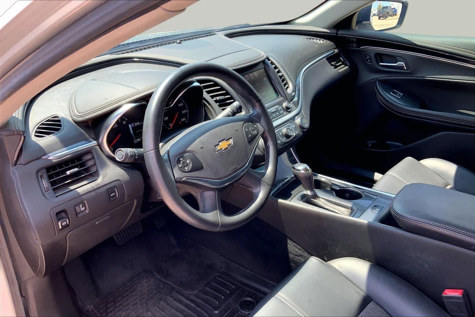 Used 2020 Chevrolet Impala LT FWD image 18