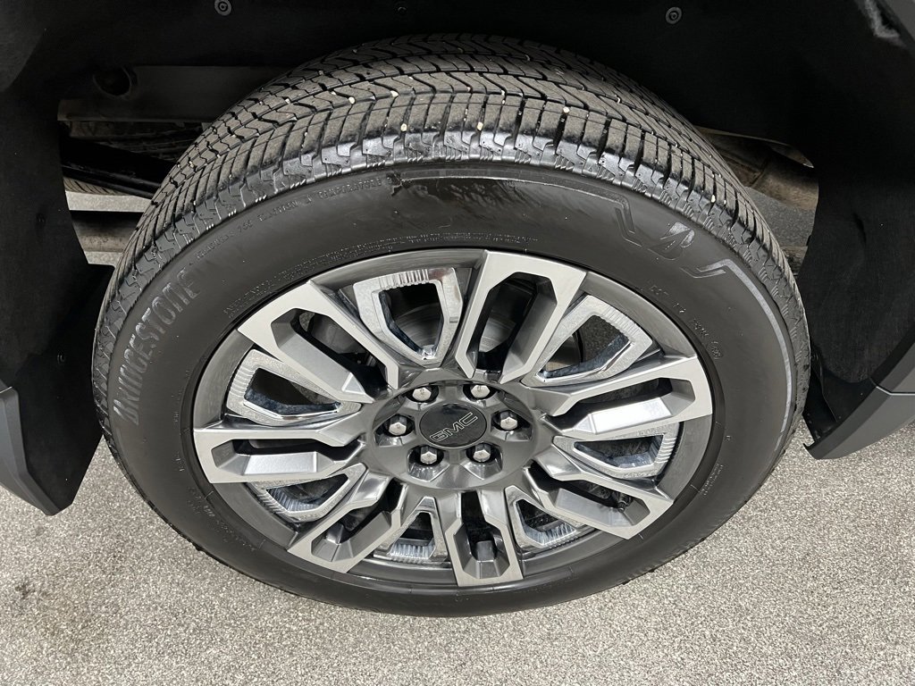 Used 2024 GMC Sierra 1500 Denali Ultimate image 21