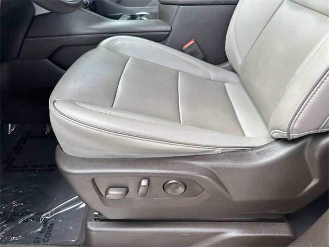 Used 2023 GMC Yukon SLT image 14