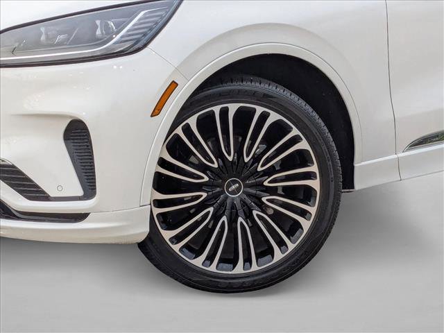 Used 2025 Lincoln Aviator Black Label image 25